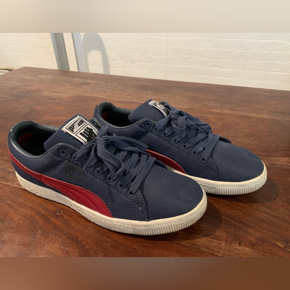 Undefeated x Puma - Clyde Limited Edition - Los Angeles Mint - size 9